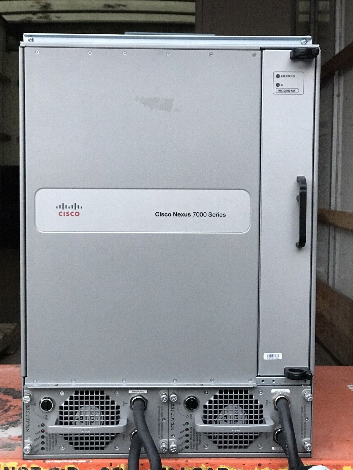 Cisco Nexus N7K-C7009 2x SUP2E 3x F248XT-25E M148GT-11 2x AC-7.5KW 5x FAB-2 F2e.