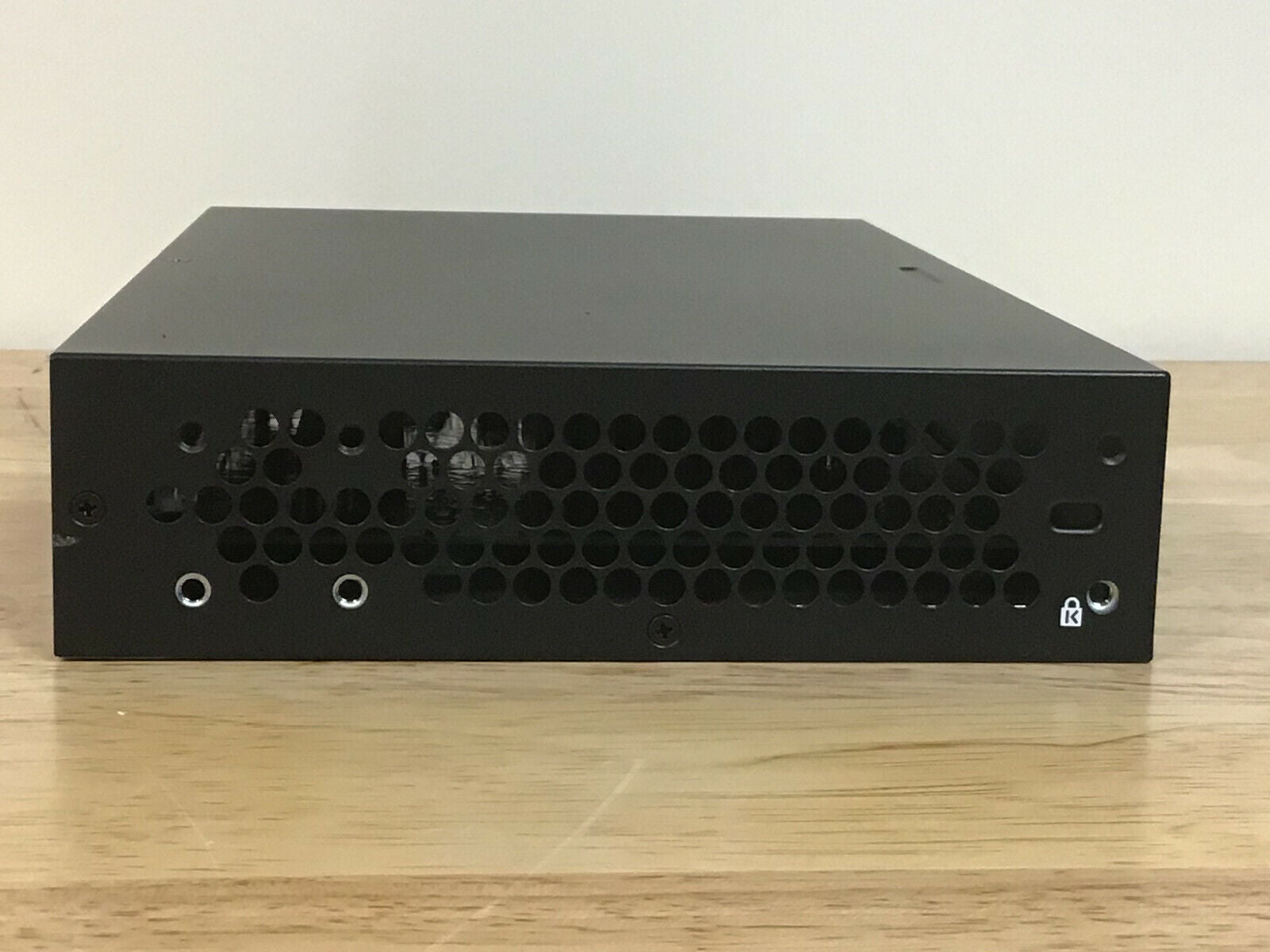 HPE JL380A OfficeConnect 8 Port Gigabit Ethernet Switch 8x RJ-45 PoE Input.