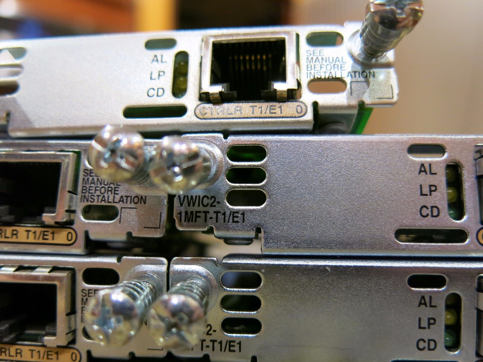 Cisco VWIC2-1MFT-T1/E1 1-port Voice/WAN Interface Card PBX DSU CSU G.703.