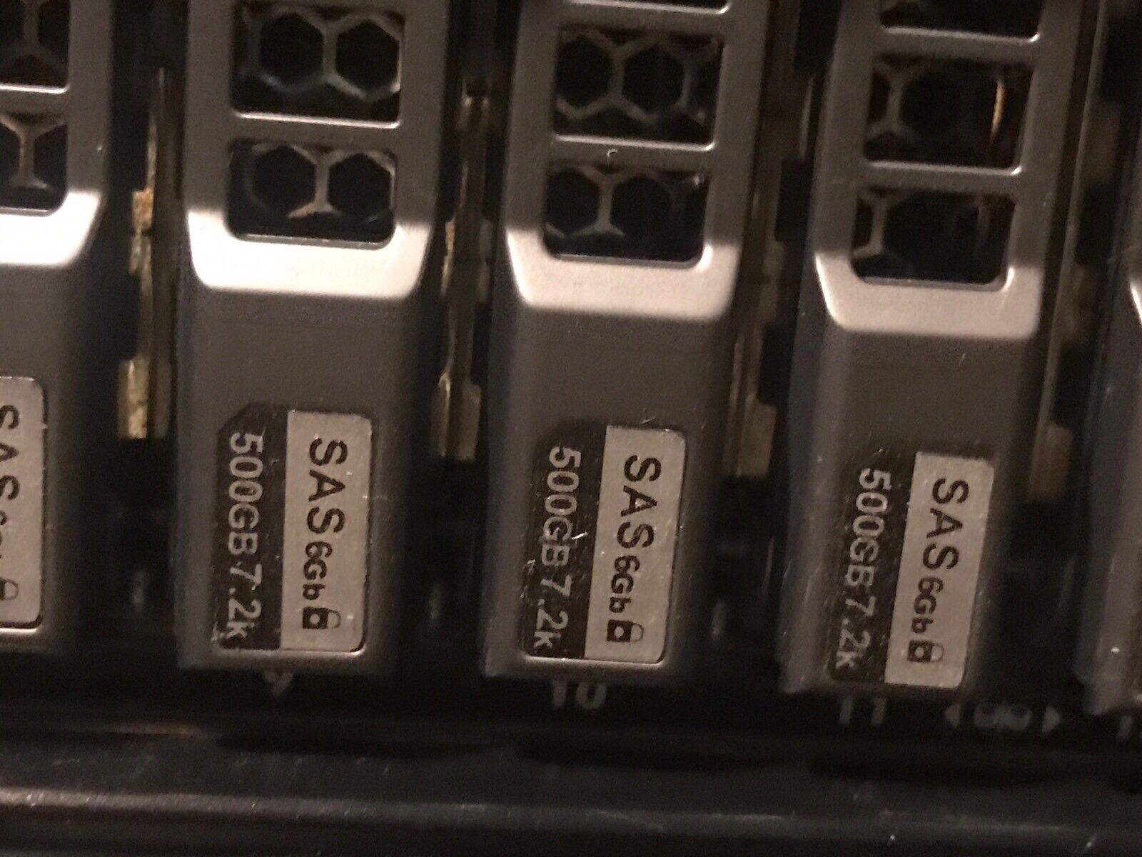 Dell PowerVault MD1220 24x 500GB SED SAS 7.2K Storage 2x EMM 12TB Bezel Rails.