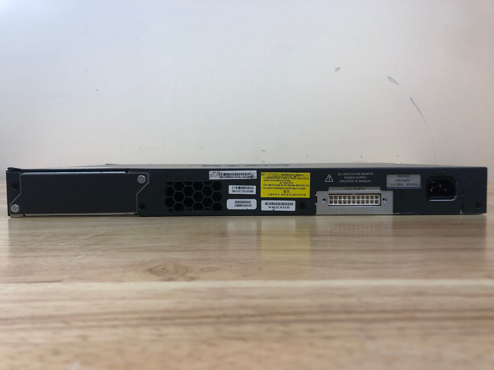Cisco WS-C2960X-24TS-L Ethernet Switch 24x 10/100/1000 Gigabit ports 1U 4x SFP.