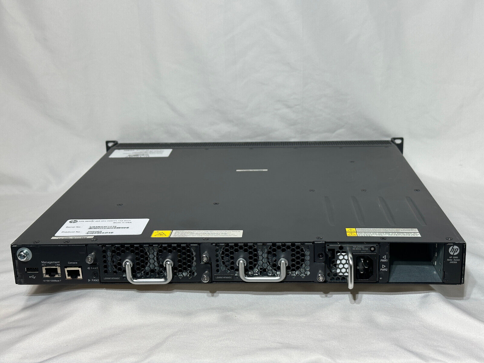 HPE JH038A FlexFabric 5900AF 48G 4XG 2QSFP+ L3 Switch 1x PSU 2x Back to Front Fan Kit.