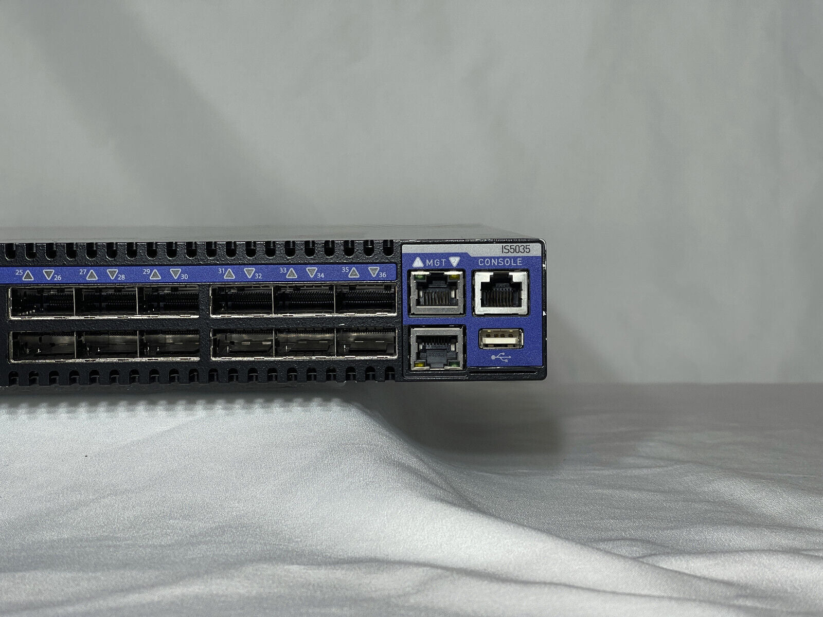 Mellanox IS5035 36-Port QDR 40Gbps InfiniBand Switch 2x PSU Ears Back-to-Front MIS5035Q-1BFC.