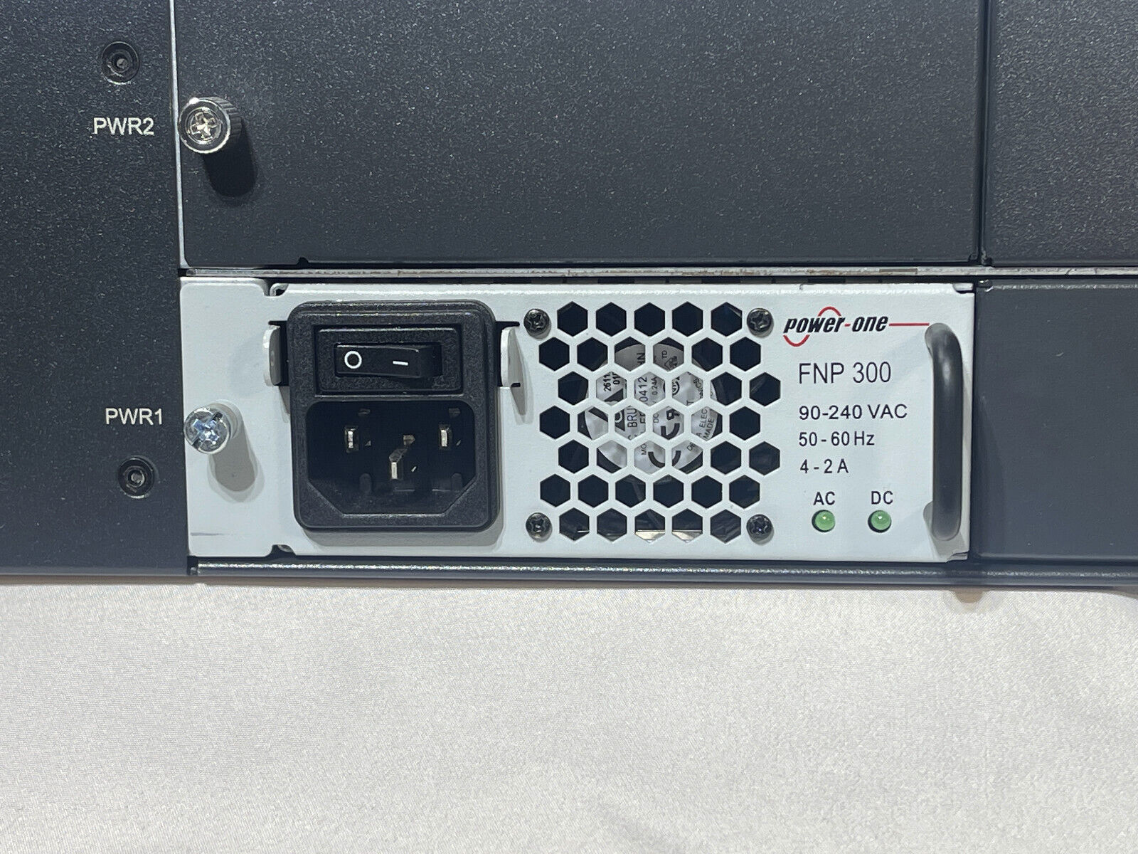 HPE JG405A FlexNetwork MSR3044 Router 3x 1GbE RJ45 2x SFP 1x PSU BGP OSPF IPv6.