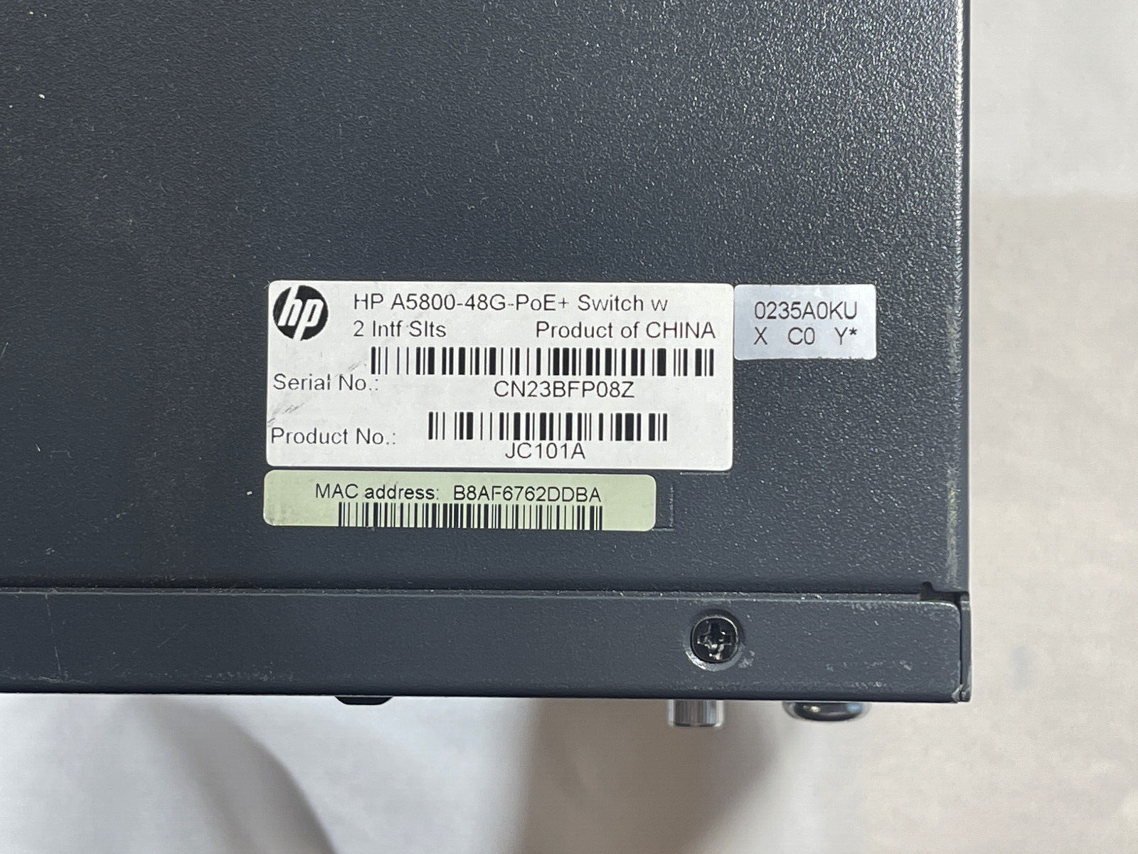 HPE JC101A FlexFabric 5800 48G POE+ 2-slot L3 Switch 48x RJ45 4x SFP Ears 1x PSU.