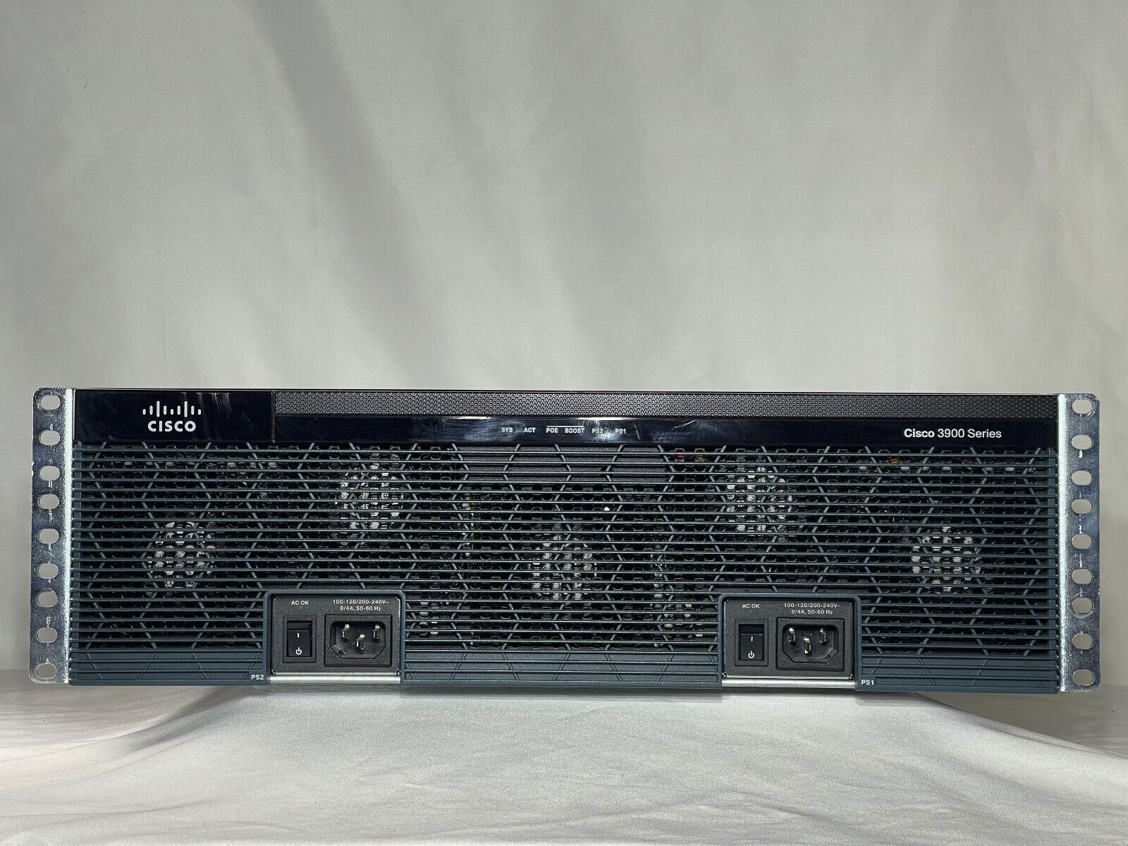 Cisco ISR 3945 Router 3x 1GbE 2x PSU SPE150 1GB RAM 256MB CF IPBASE K9.