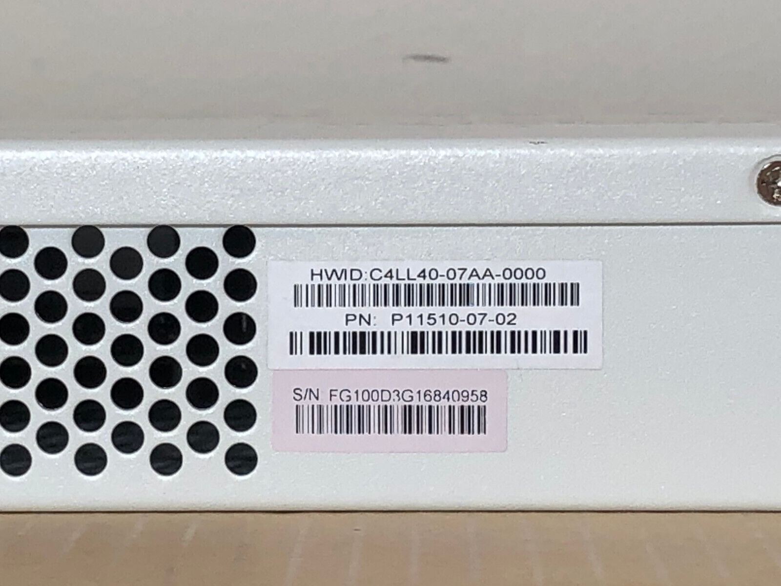Fortinet FG-100D P11510-07-02 Fortigate 100D 20x RJ45 Ports 2x SFP Ports No License.