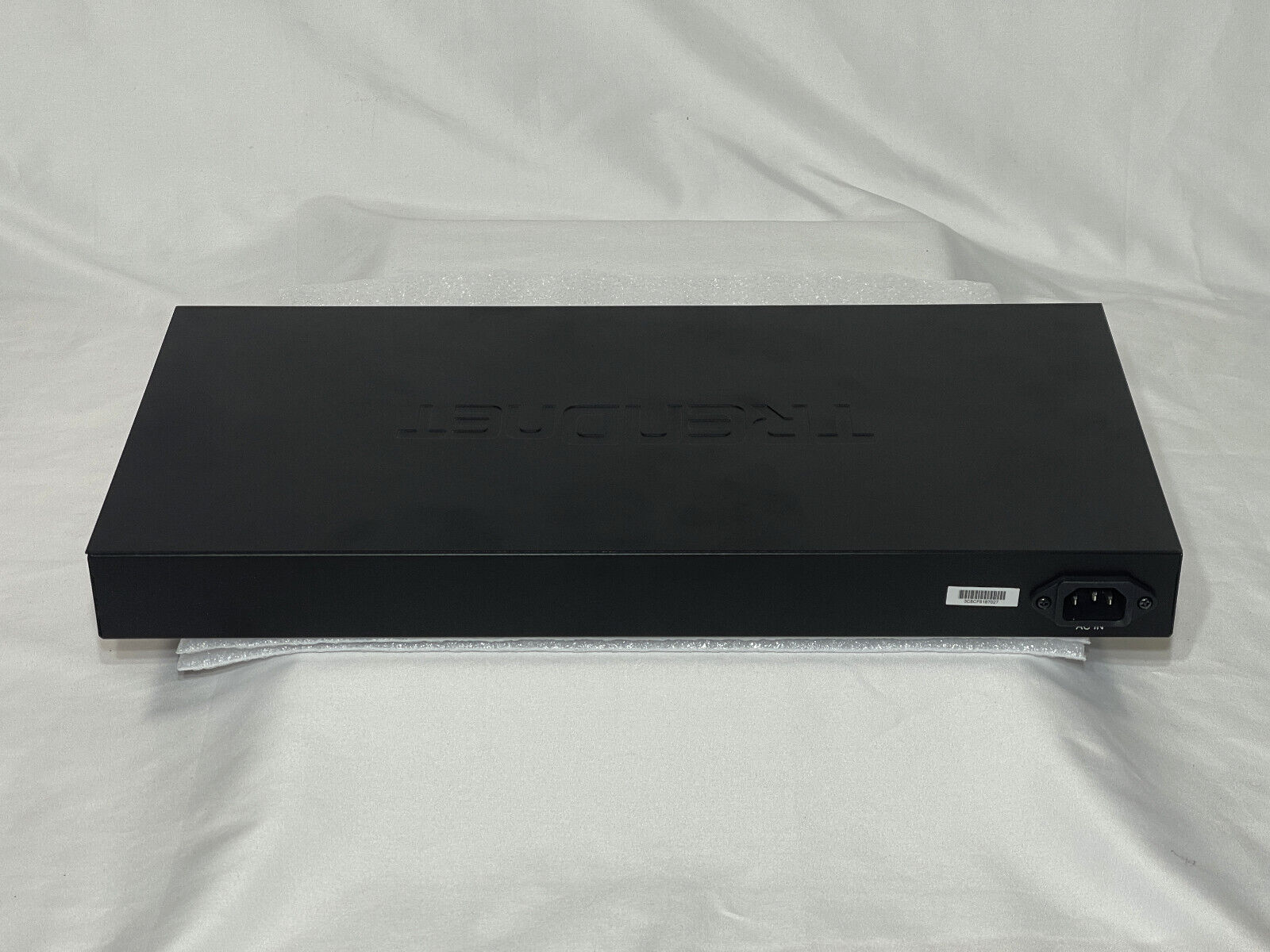 TRENDnet TPE-224WS 24-Port 10/100 Mbps + 4-Port 1GbE Web Smart PoE+ Switch 193W