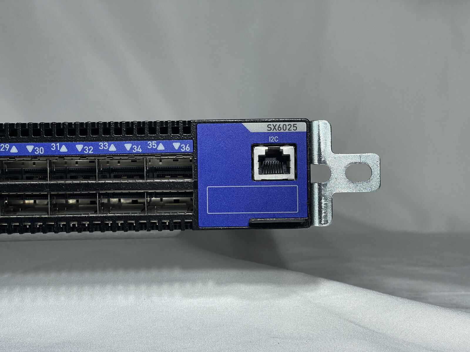 Mellanox SX6025 36-Port Non-blocking 56Gb/s FDR InfiniBand Switch 1x PSU Rails MSX6025F-1SFS.