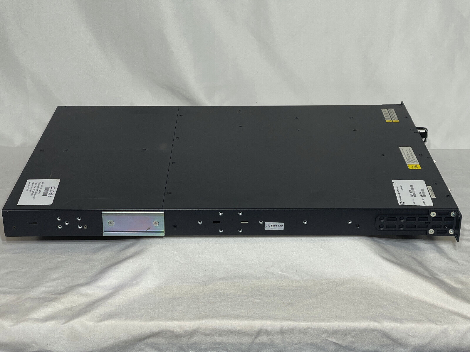 HPE JH187A FlexFabric 5930 2QSFP+ 2-slot L3 Switch 1x PSU 2x Back to Front Fan Kit Ears.