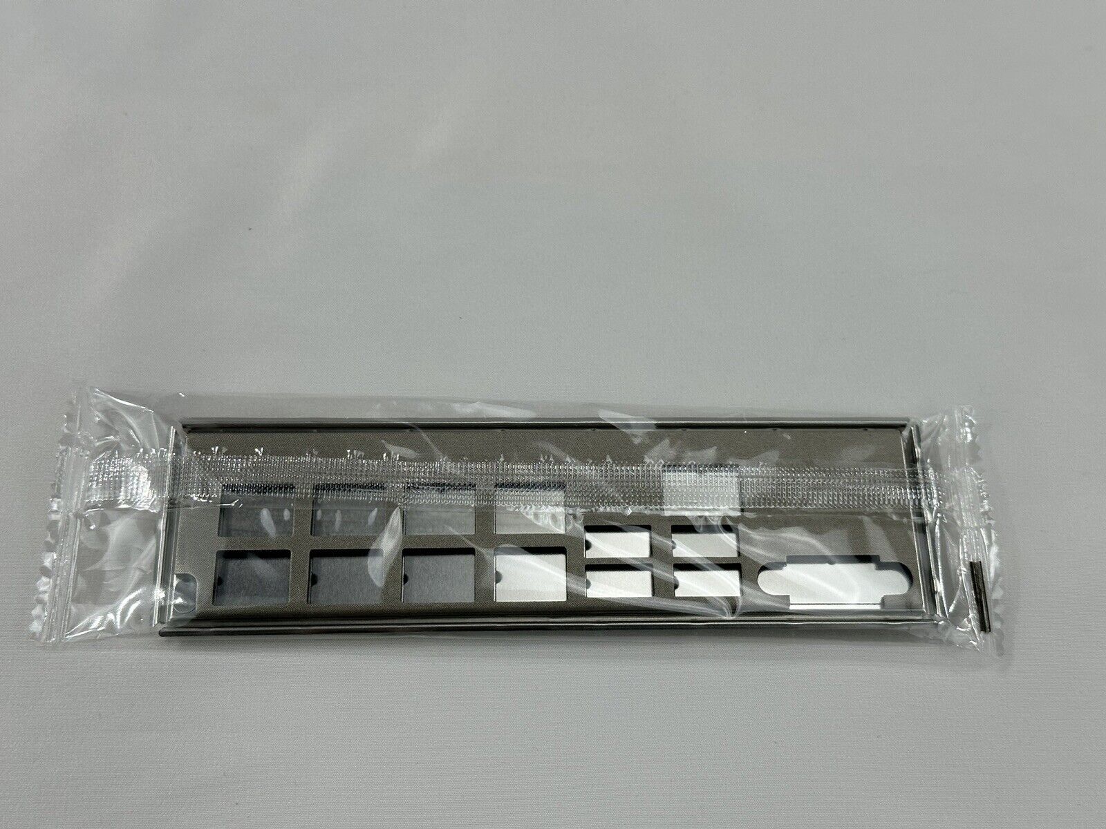 SuperMicro Standard I/O Shield Bracket with EMI Gasket X11SCM-F X12SPM-TF & More MCP-260-00130-0N.