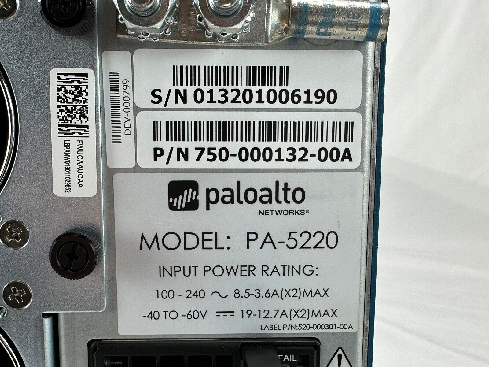 Palo Alto PA-5220 Next-Generation Firewall VPN Gateway 1/10/40GbE 2x PSU Rails PAN-PA-5220-DC.