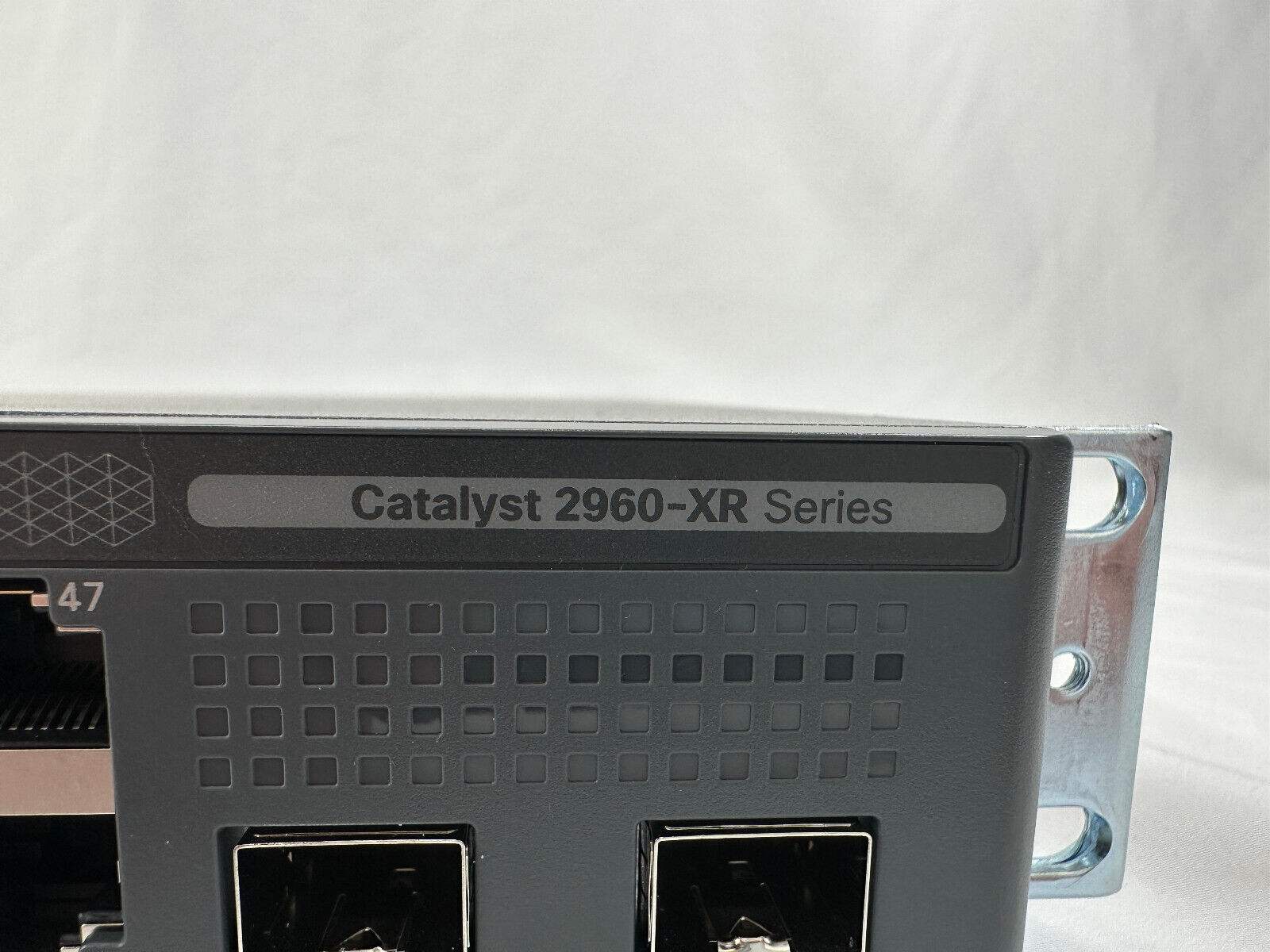 Cisco Catalyst 2960XR Ethernet Switch 48x 1GbE Ports 2x SFP+ 10GbE + Stack C2960X-FIBER-STK 2x PSU
