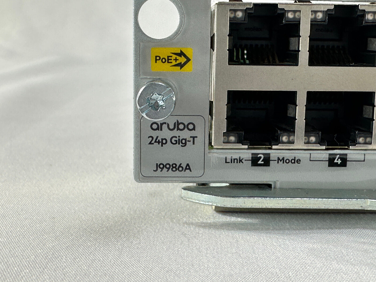 HPE J9986A 24 RJ-45 10/100/1000BASE-T Port Managed Gigabit Ethernet Switch.