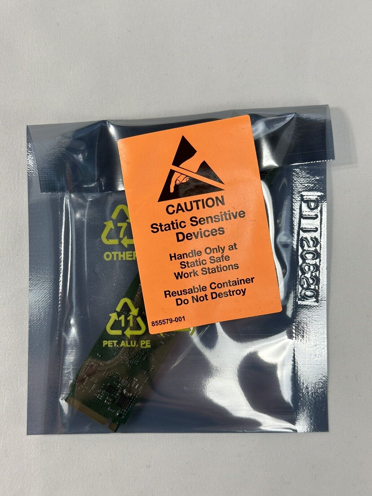 HPE P40513-B21 P13688-004 480GB PCIe NVMe M.2 22110 Read Intensive TLC SSD Solid State Drive