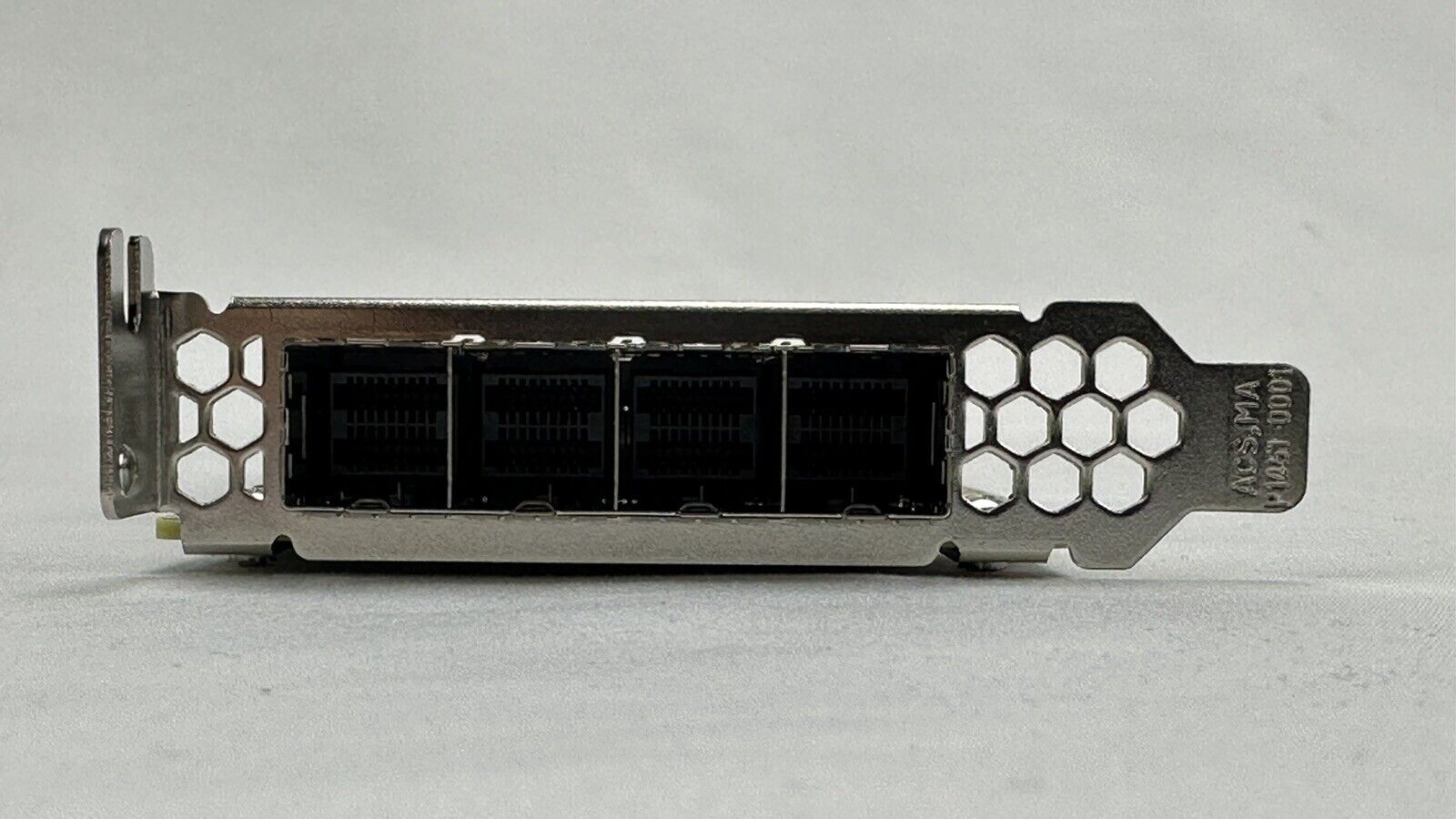 Lenovo ThinkSystem 430-16e SATA SAS 12G External Storage HBA Quad SFF-8644 4x.