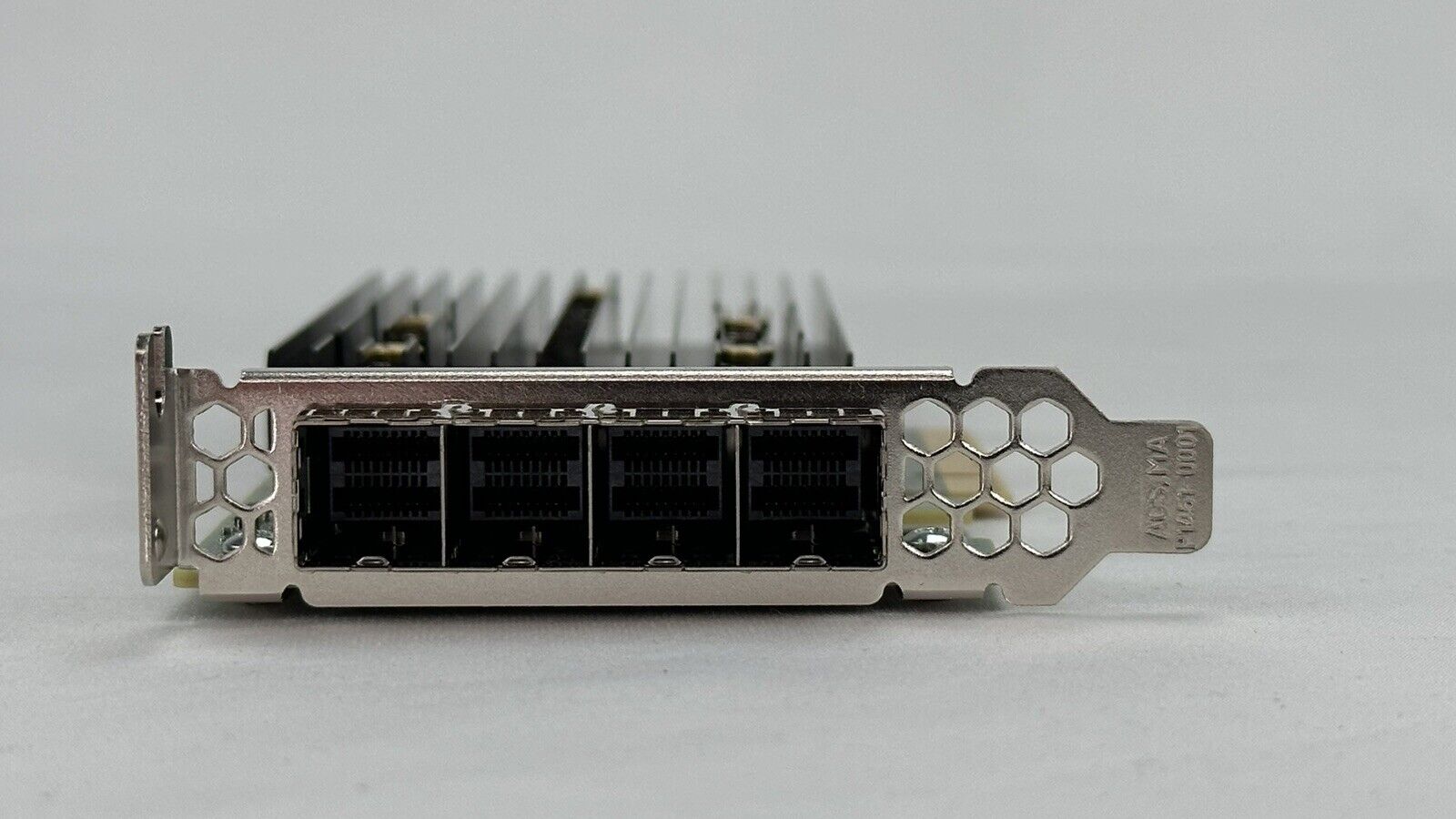 Lenovo ThinkSystem 430-16e SATA SAS 12G External Storage HBA Quad SFF-8644 4x.