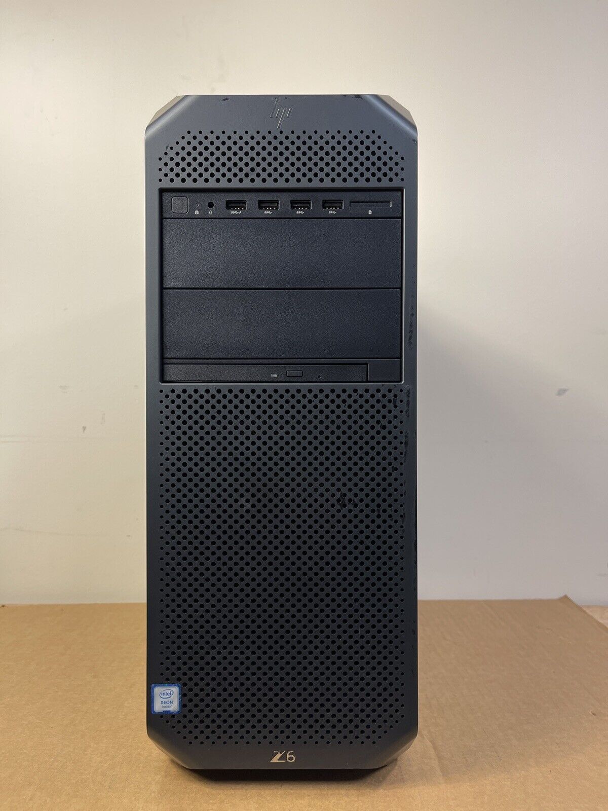 HP Z6 G4 128GB RAM 256GB SSD 2x Xeon Bronze 3106 1TB HDD Quadro P620 GPU Win10.
