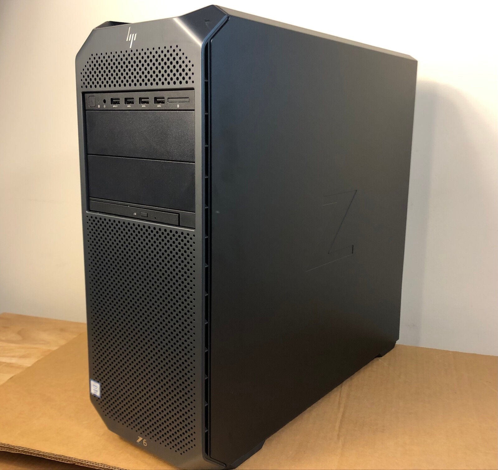 HP Z6 G4 128GB RAM 256GB SSD 2x Xeon Bronze 3106 1TB HDD Quadro P620 G