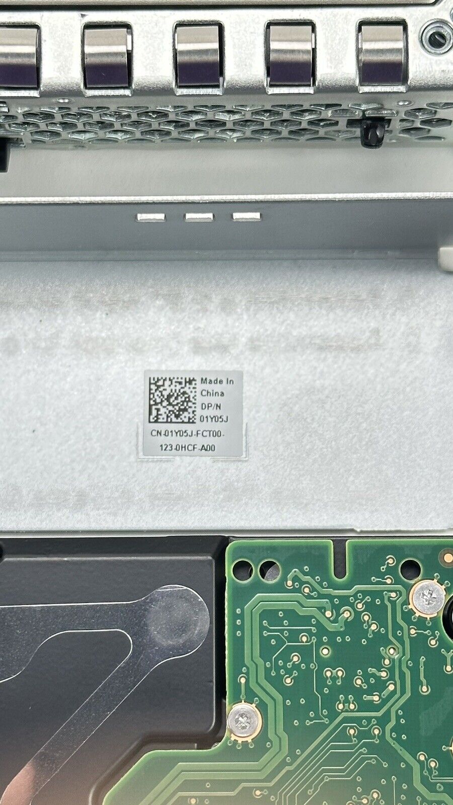 Dell 300GB 15K 12G SAS Server Hard Drive SFF in 14th Generation LFF Tray 3.5