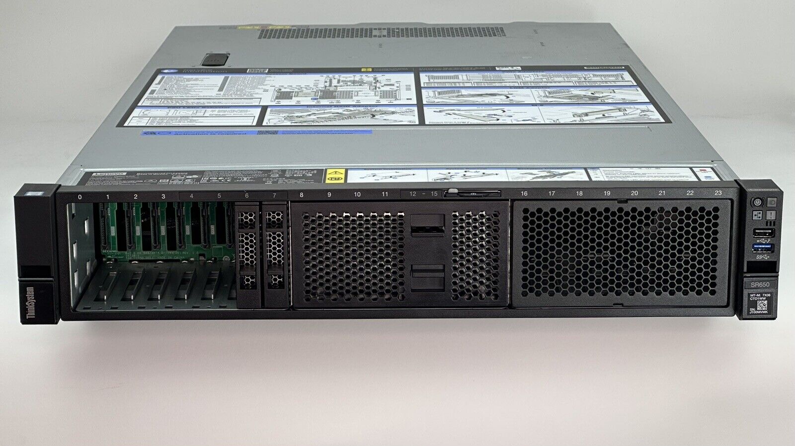 Lenovo ThinkSystem SR650 Server 8x SFF 2x Xeon Gold 6244 16C 48GB 930-8i 1100W