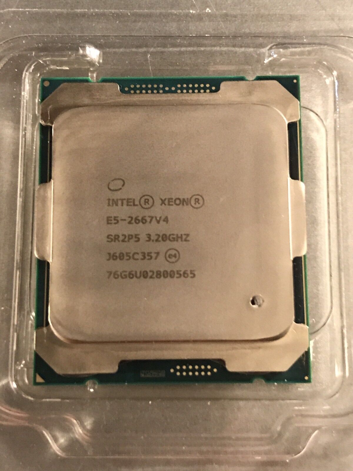 Lenovo x3550 M5 Intel Xeon E5-2667 V4 CPU 3.2GHz+Heatsink 00FK456+2xFans 00KC800.