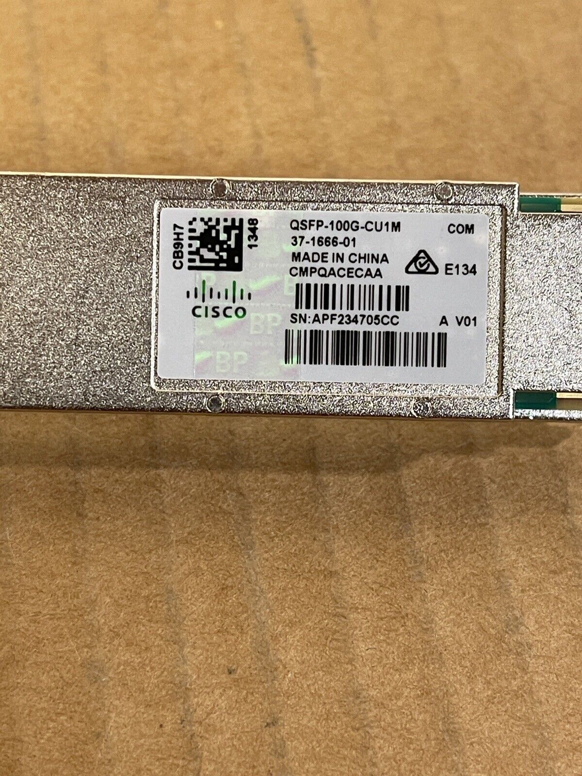 Genuine Cisco QSFP-100G-CU1M 100GBASE-CR4 Passive Copper 1M Direct Attach Cable.