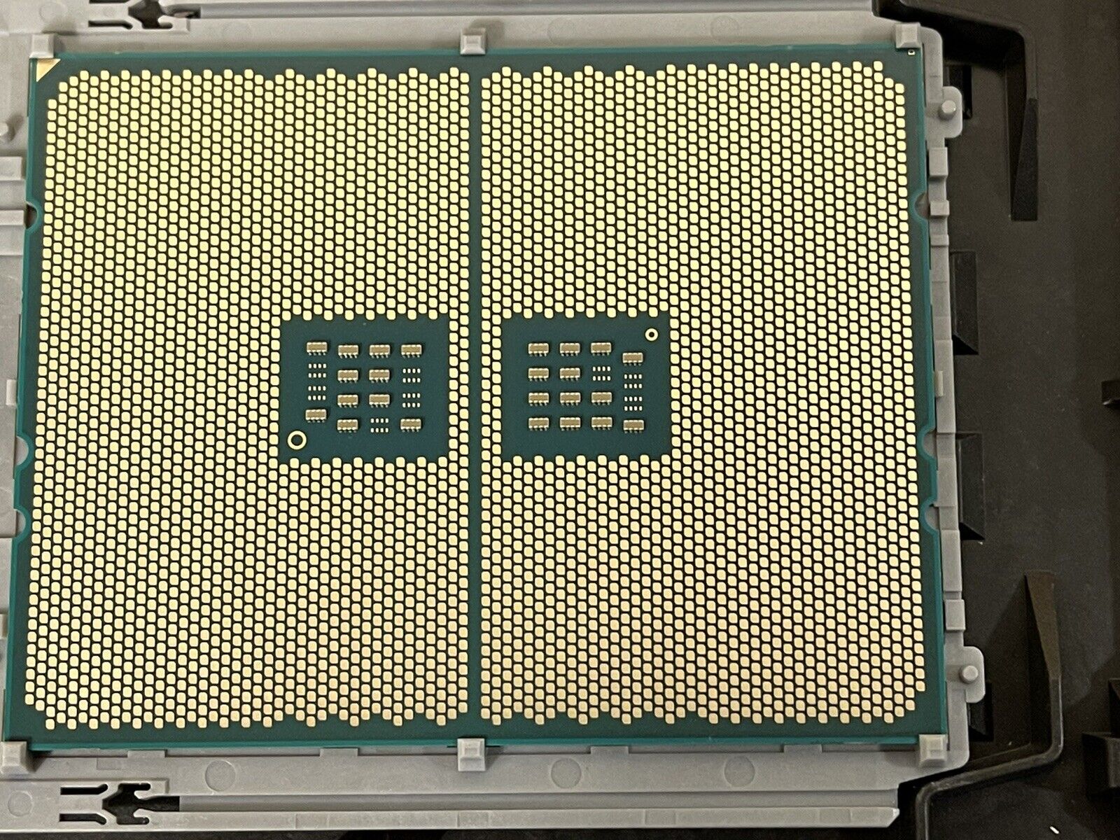 AMD EPYC Milan-x 7373X 16 Core 3.05 GHz 768MB L3 3D V-Cache 225W-280W Server CPU