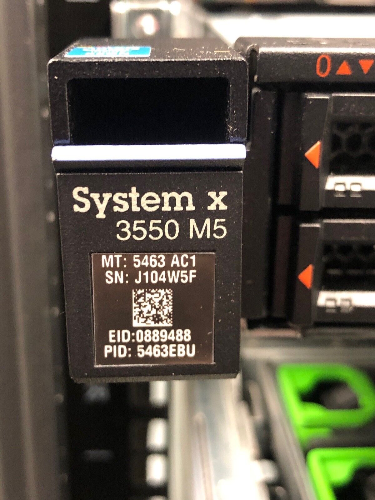 IBM x3550 M5 Server E5-2620V3 32GB 8x SFF M5210 1GB 1x 550W PSU Adv LED Panel.