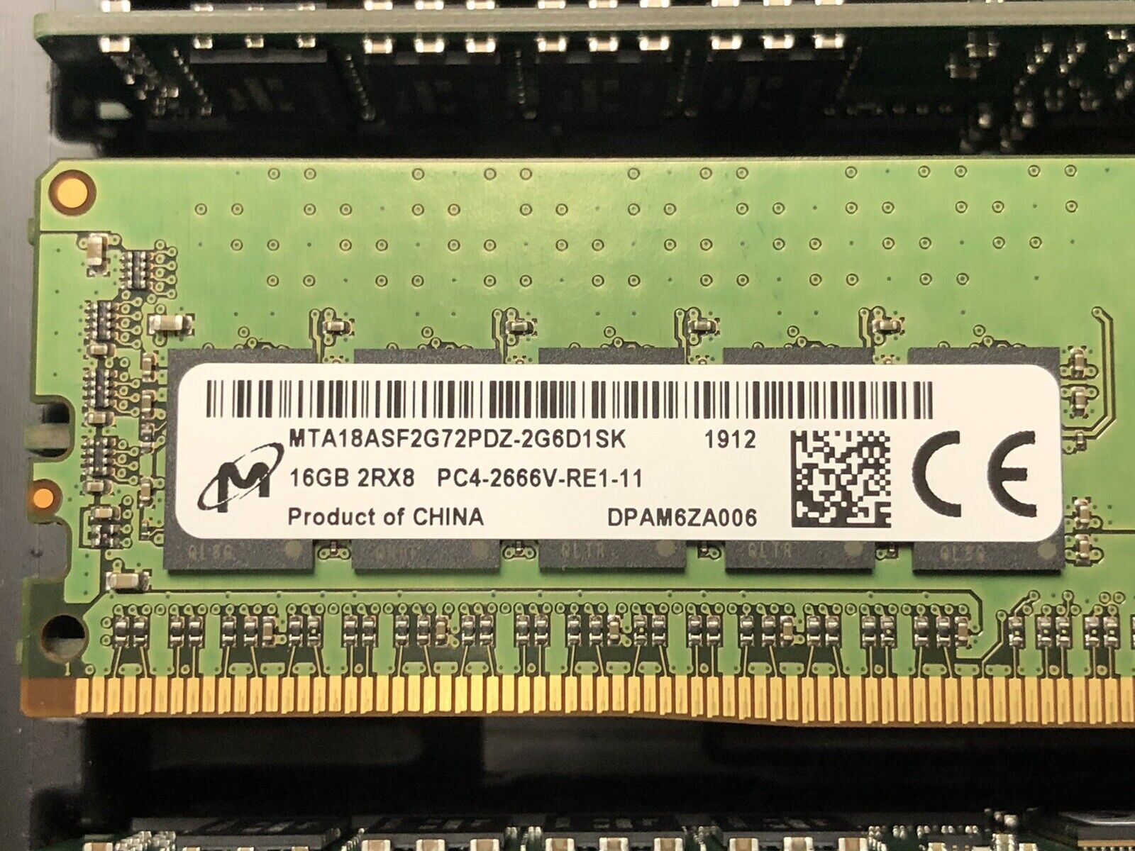 Micron MTA18ASF2G72PDZ-2G6D1 1x16GB Dual Rank x8 DDR4 2666MHz RDIMM ECC CL19 Ram Memory