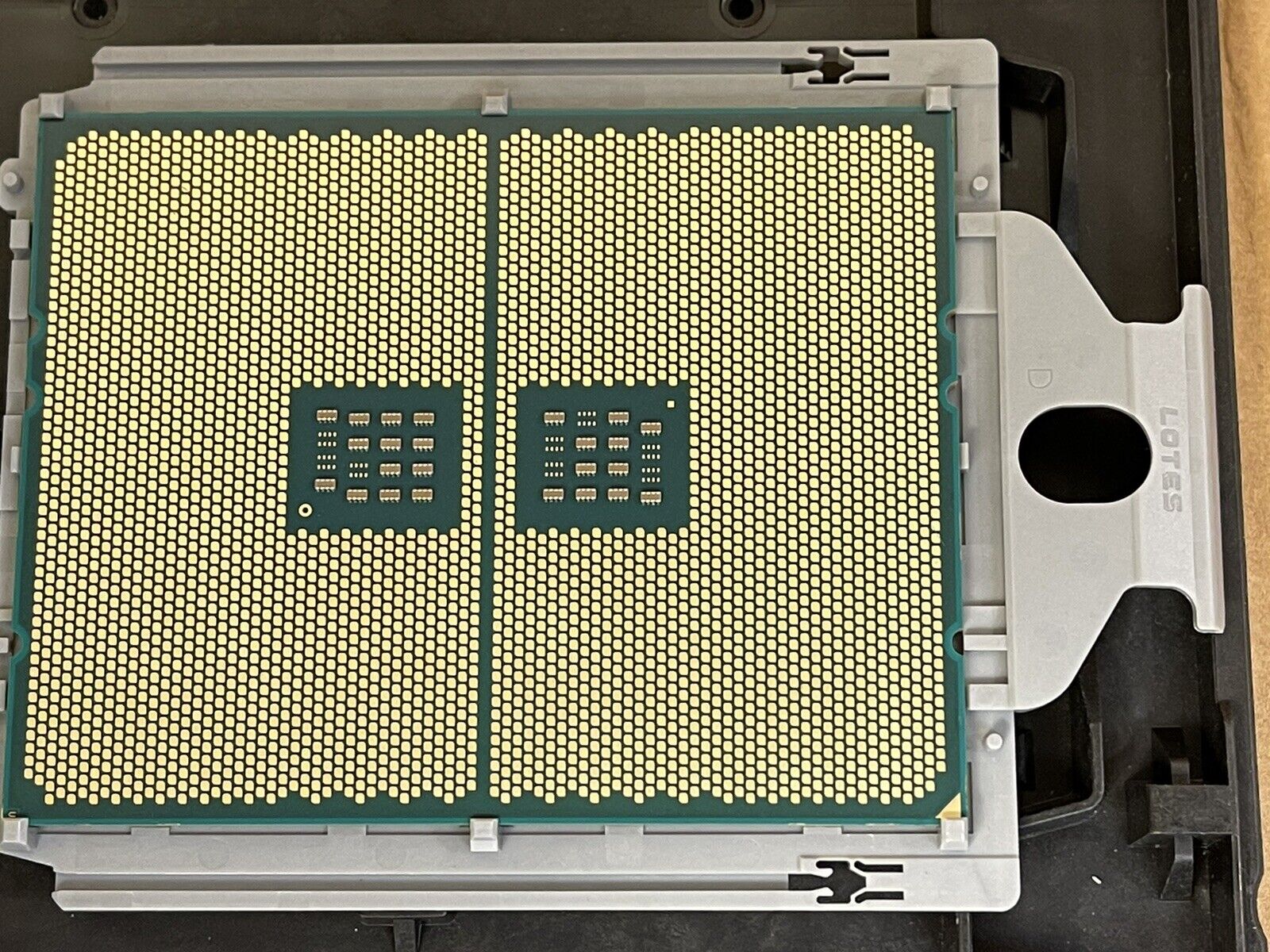 Intel Epyc 7443P Milan 24-Core 2.85GHz 128MB SP3 Socket 200W Processor CPU