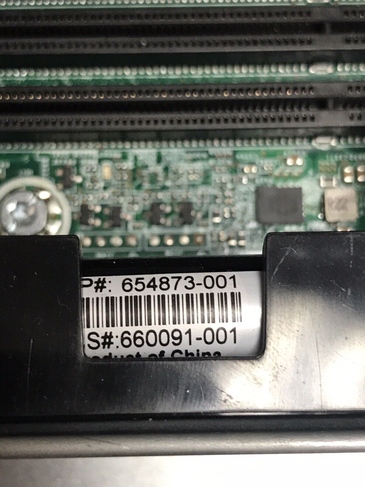 HP SL230s G8 Two E5-2660 128GB 4x SFF 2x 200GB SSD 560FLR-SFP FBWC 10GbE 8Gb FC.