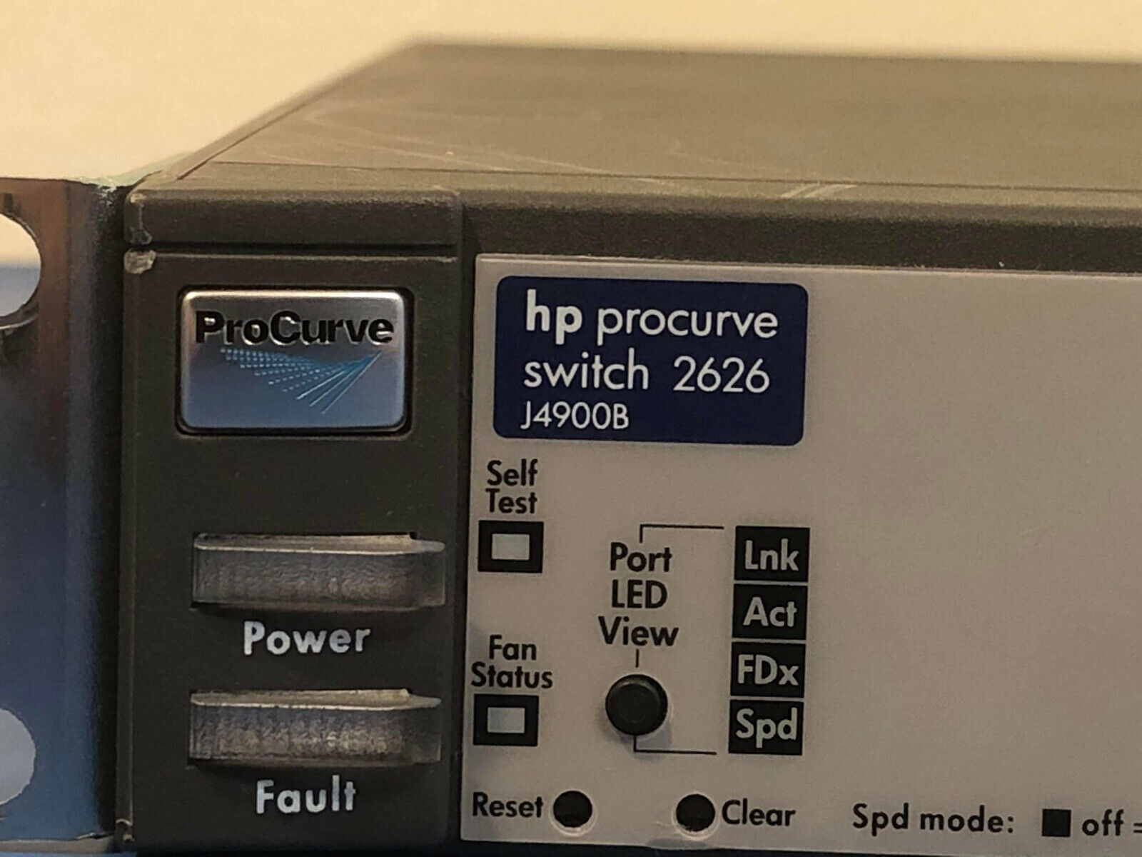 HP J4900B ProCurve 2626 J4900B Switch 24x 10/100 Ports 2x SFP J4900-60501.