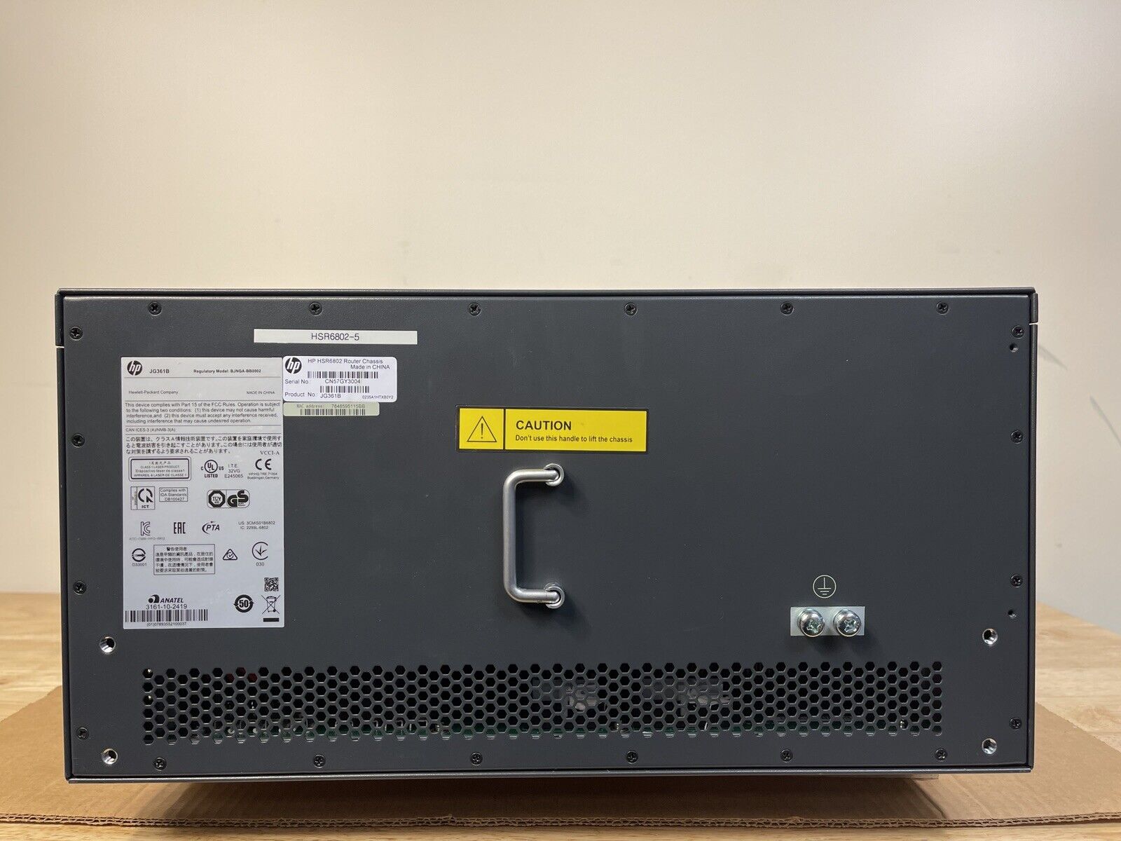 HPE JG362A  FlexNetwork HSR6802 Router Chassis with 2x AC 1200W PSU JG335A.
