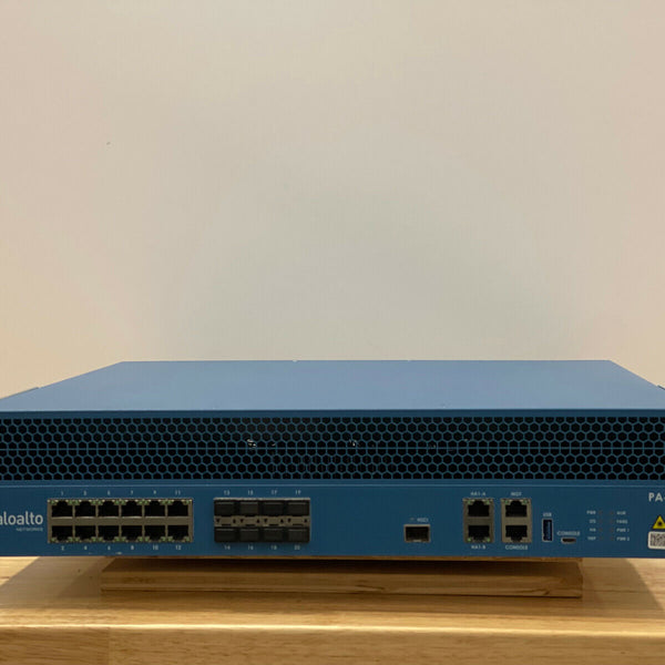Palo Alto PA-3220 Next-Generation Firewall VPN Gateway 12x RJ-45 8x SF