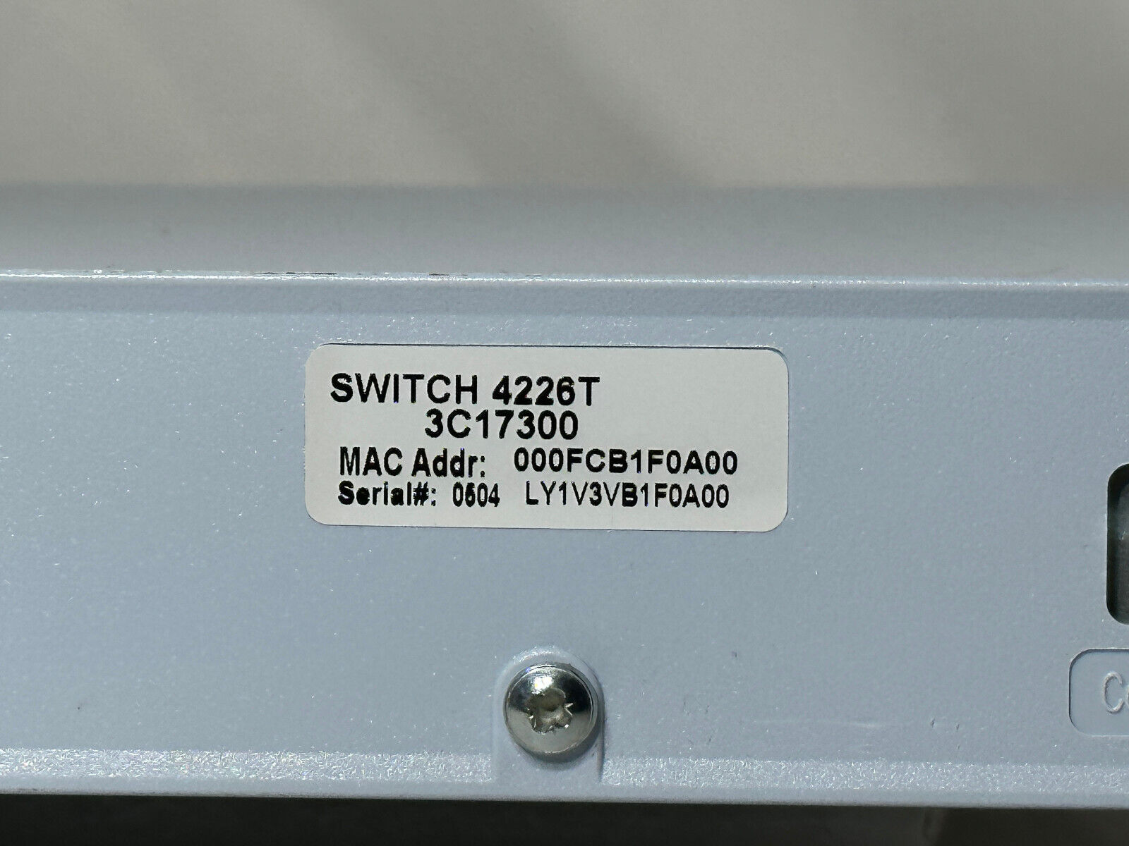 3Com SuperStack 3 Switch 4226T 24x 10/100 RJ-45 Port 2x 10/100/1000 RJ-45 Ports 3C17300.
