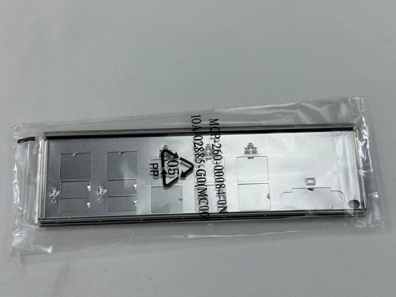 SuperMicro Standard I/O Shield Bracket with EMI Gasket for 2U+ Chassis